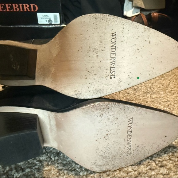 SOLD!!!!!Black Fringe Star-Studded Women's Boots - Picture 6 of 6